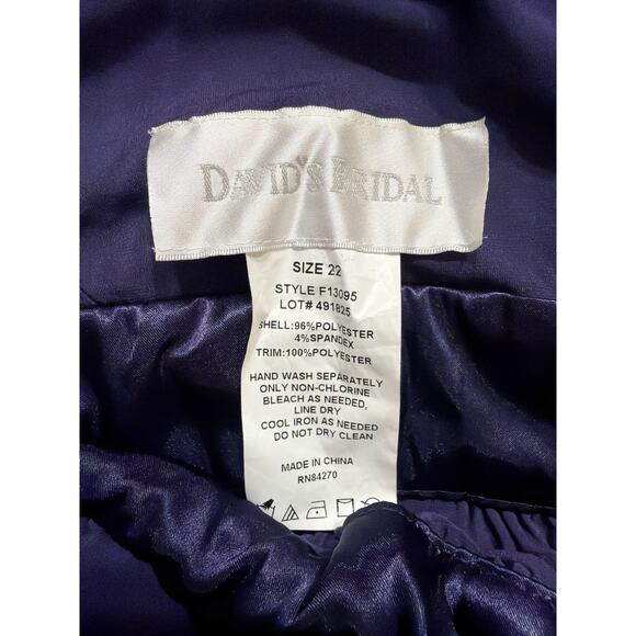 David's Bridal Women's Plus Size Deep Plum Purple Bridesmaid Dress Size 22 - Picture 6 of 6